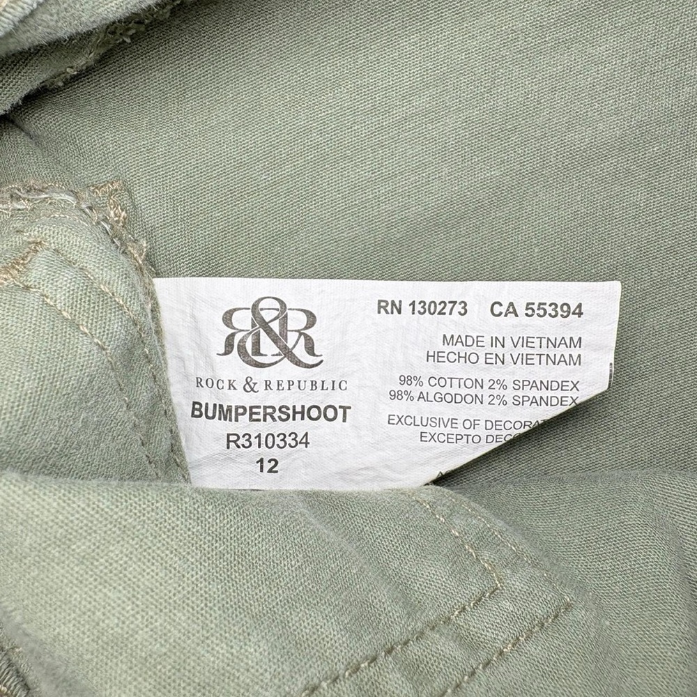 Rock & Republic Camouflage Green Shorts - Picture 7 of 7